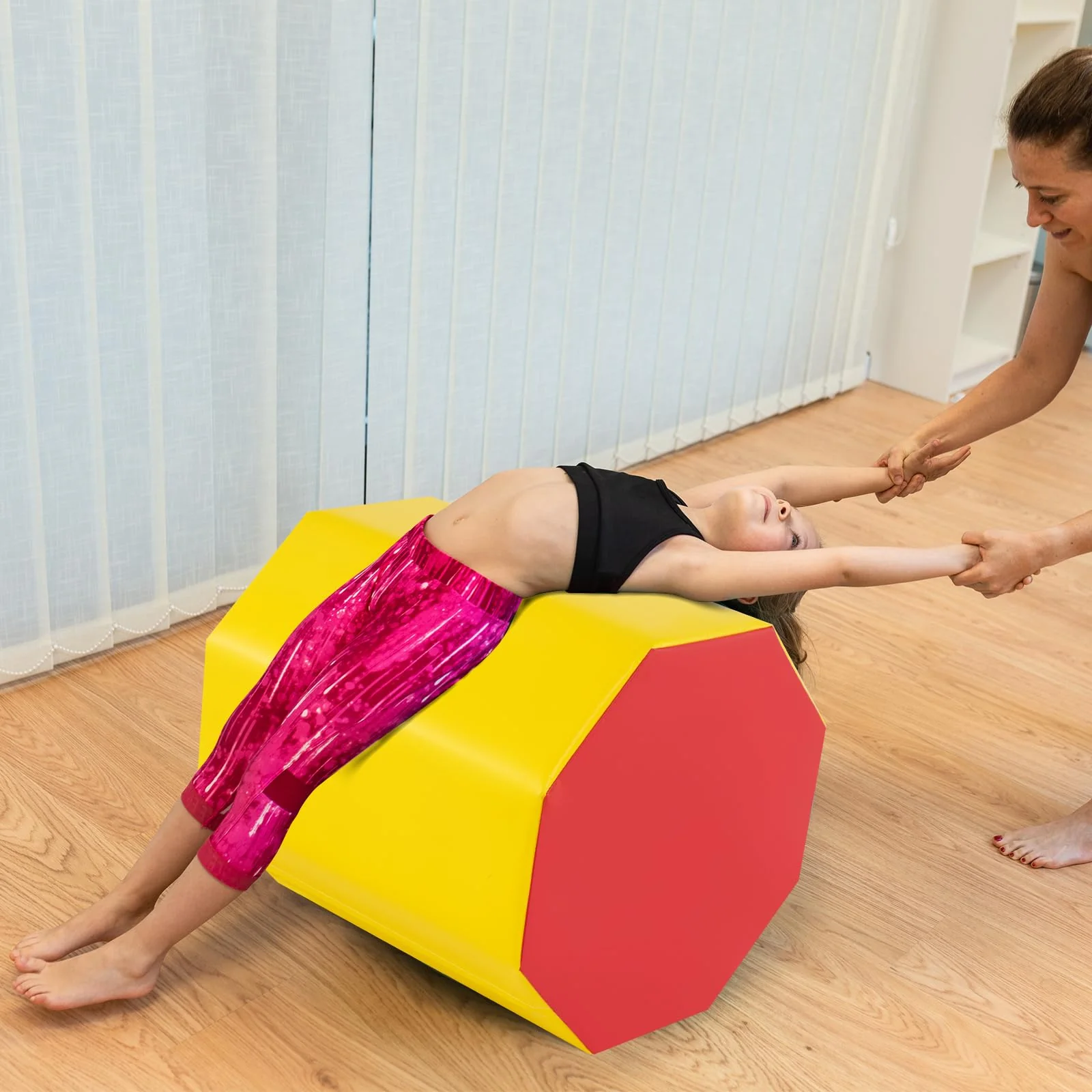 Goplus 24.5β x 26β Octagon Gymnastics Mat for Cheerleading & Martial Arts - Image 10